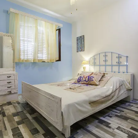 Lendis * Smokvica (Korcula)